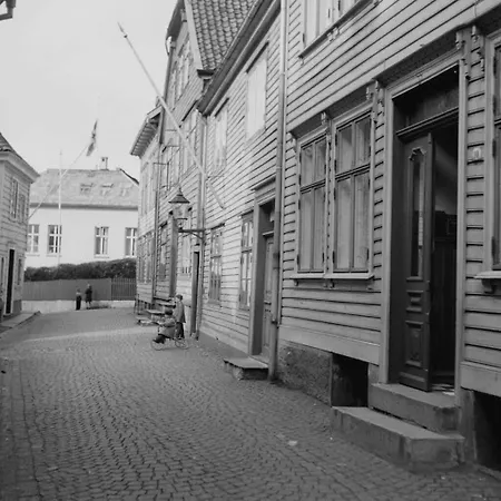 شقة Dinbnb L 500m To Bryggen L Bathtub & New 2017 L Authentic Bergenshus