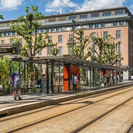 Dinbnb L 500m To Bryggen L Bathtub & New 2017 L Authentic Bergenshus Apartment Bergen